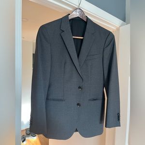 HUGO BOSS 36/S suit with pants